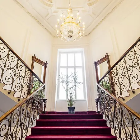 Grand Bellevue - Adults Only 4* Merano